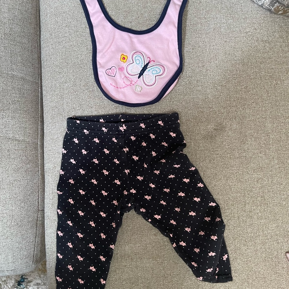 Child of mine by Carter’s. Pants & bib set. Size 6-9 months.